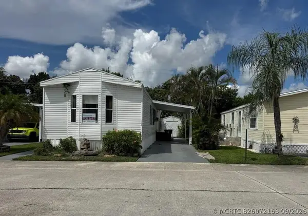 104 Plantation Boulevard #104, Greenacres, FL 33467