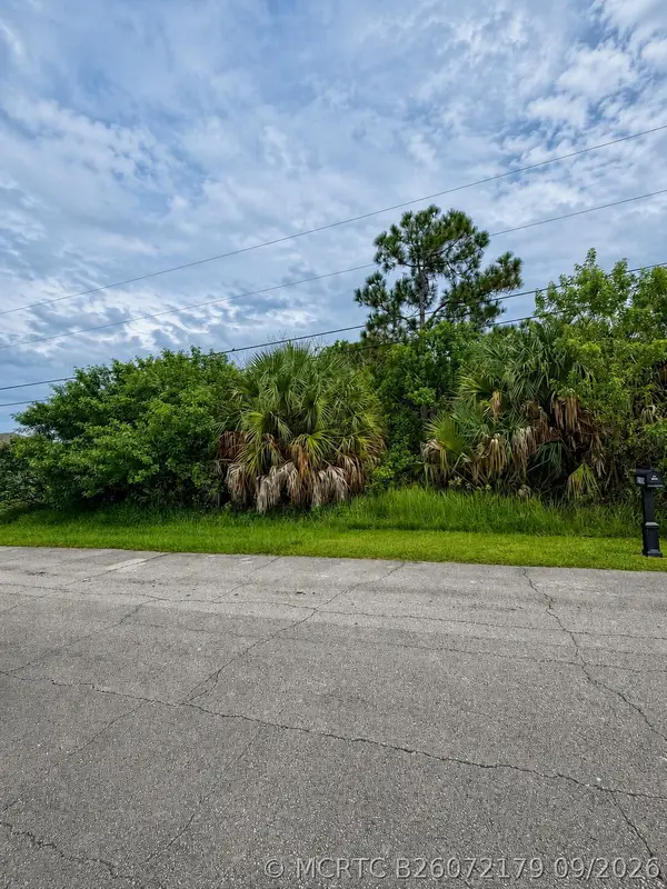 2185 SW Imperial Street, Port St Lucie, FL 34987