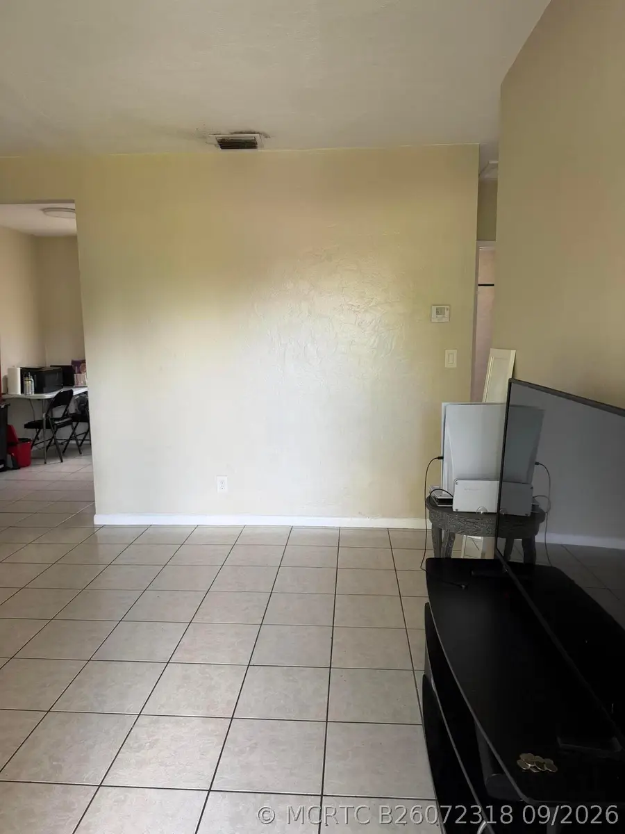 2501 SW 3rd Street, Fort Lauderdale, FL 33312 - #3