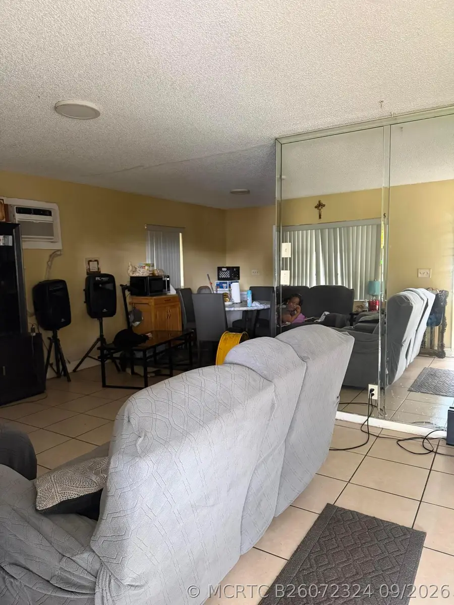 2605 NW 14th Street, Fort Lauderdale, FL 33311 - #2