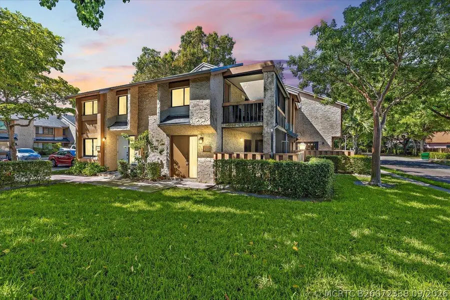 130 Wimbledon Lake Drive, Plantation, FL 33324 - #2