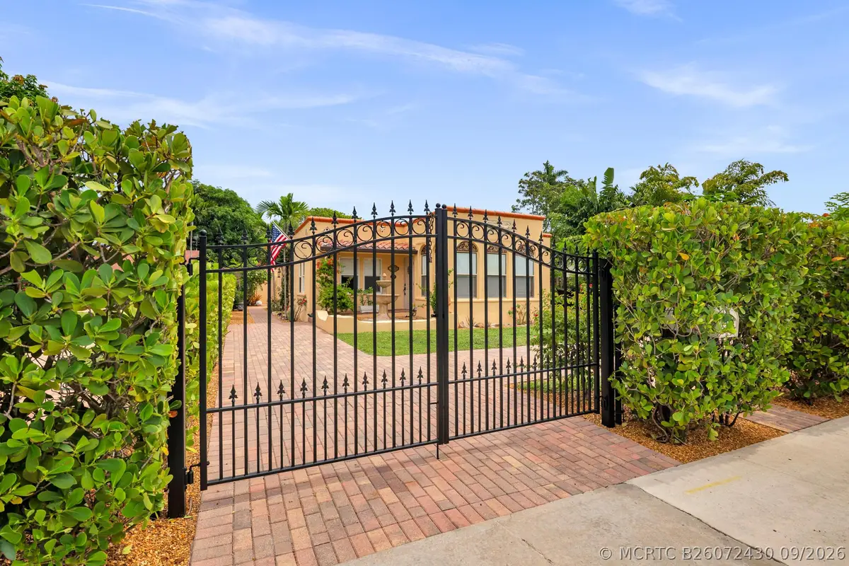 319 Plymouth Road, West Palm Beach, FL 33405 - #1