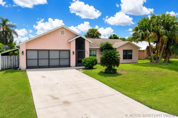 878 SW Mccomb Avenue, Port St Lucie, FL 34953
