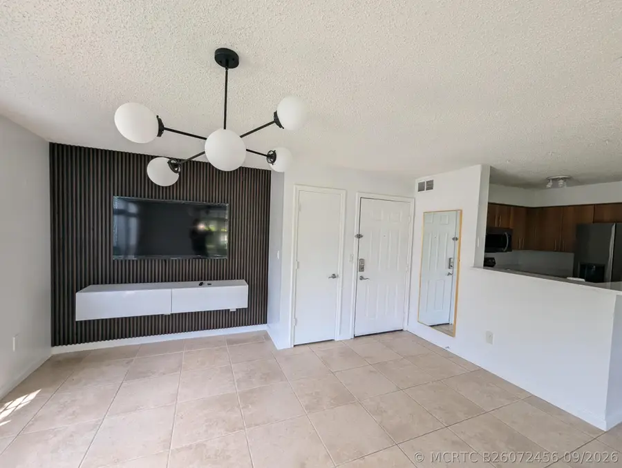1215 Crystal Way #G, Delray Beach, FL 33444 - #3