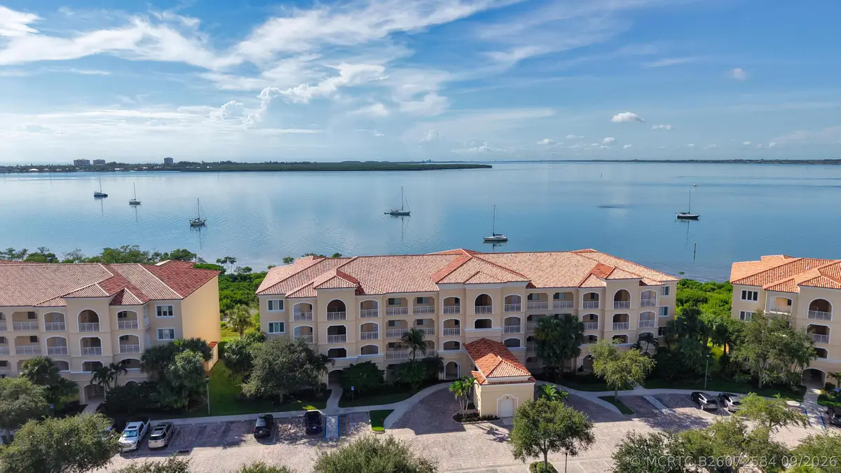 25 Harbour Isle Drive W #104, Fort Pierce, FL 34949 - #1