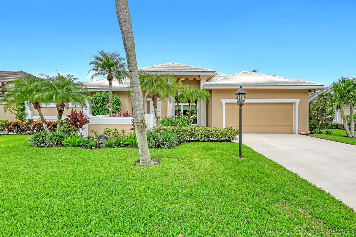 23 Windward Isle, Palm Beach Gardens, FL 33418 - #1