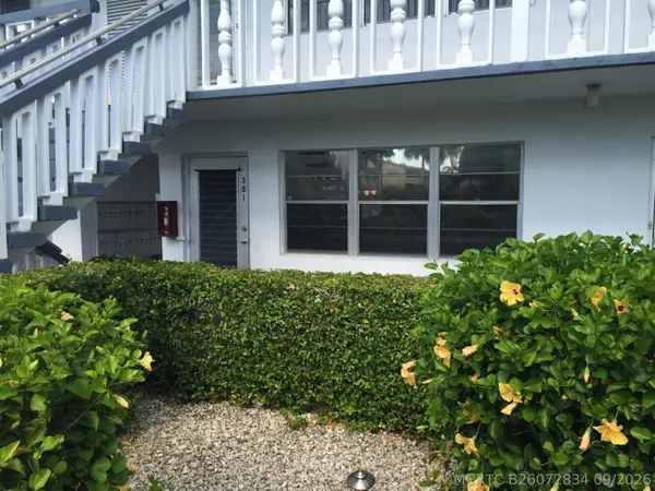 381 Windsor Q #381, West Palm Beach, FL 33417