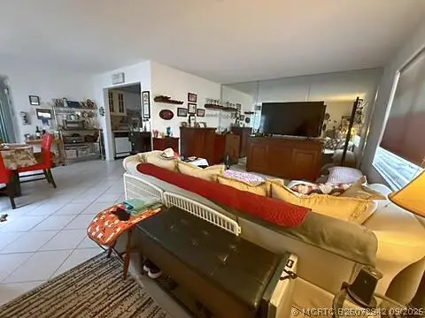 370 Burgundy H #H, Delray Beach, FL 33484 - #2
