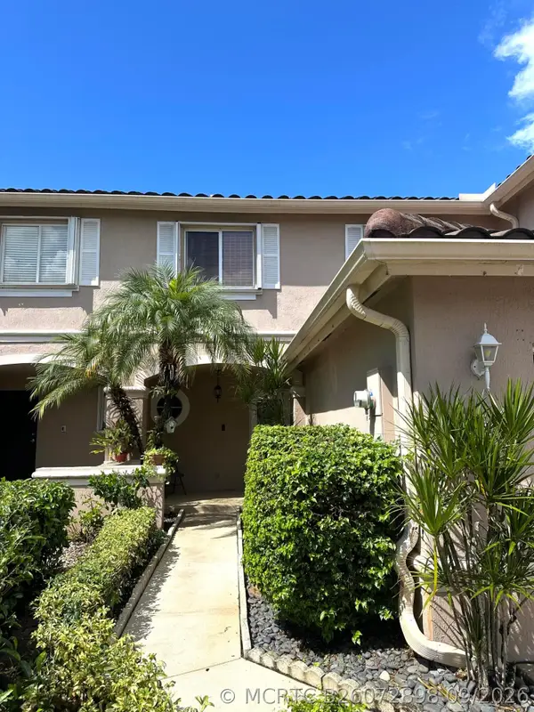 4864 Pinemore Lane, Lake Worth, FL 33463