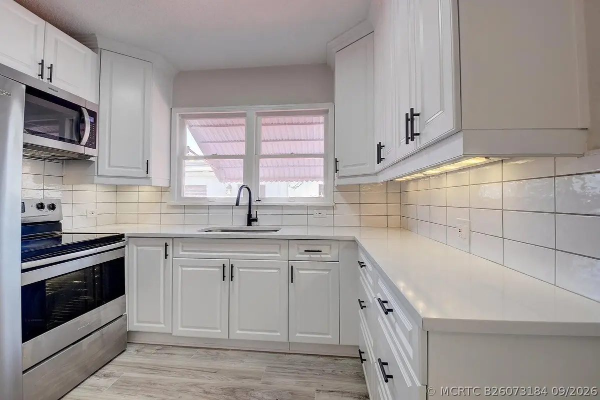 348 SE 4th Avenue Se, Delray Beach, FL 33483 - #1
