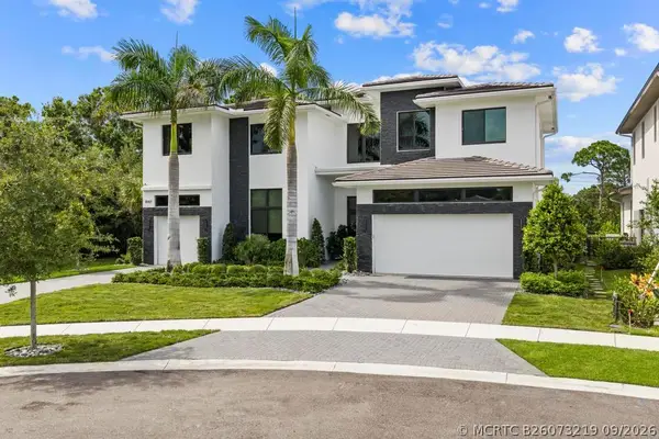 18401 Symphony Court, Jupiter, FL 33458