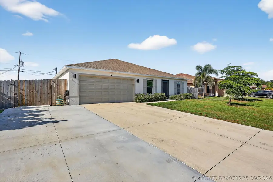 543 SW Kabot Avenue, Port Saint Lucie, FL 34953 - #2