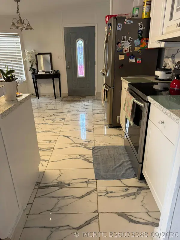 Address Withheld By Seller, Davie, FL 33325