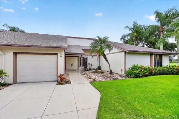 13355 Touchstone Place, Palm Beach Gardens, FL 33418