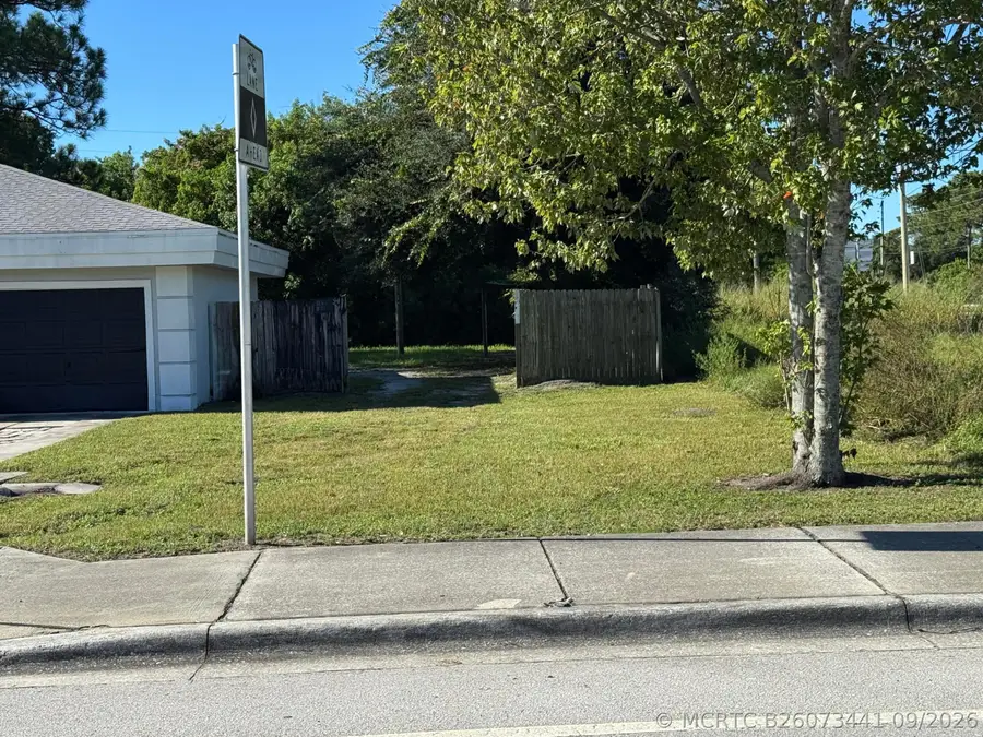 2417 Saint Lucie Boulevard, Fort Pierce, FL 34946 - #3