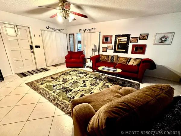 16 Plymouth A, West Palm Beach, FL 33417