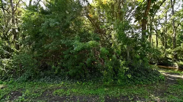 7907 Santa Clara Boulevard, Fort Pierce, FL 34951