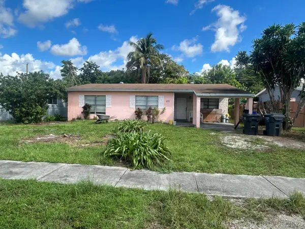 6831 Scott Street, Hollywood, FL 33024