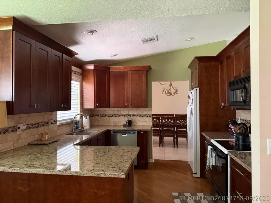 102 Sand Pine Way, Royal Palm Beach, FL 33411 - #3