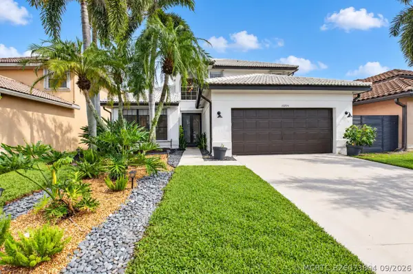 10894 Old Bridgeport Lane, Boca Raton, FL 33498
