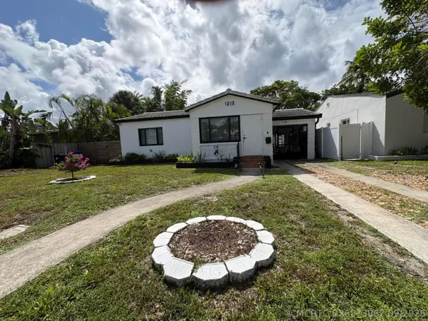 1215 NE 16th Terrace, Fort Lauderdale, FL 33304