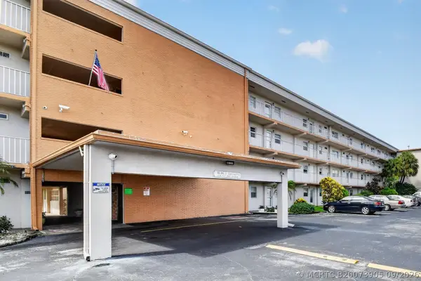 230 NE 26th Avenue #412, Boynton Beach, FL 33435