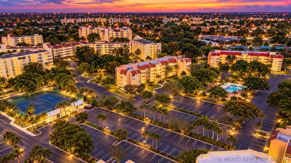 7080 Environ Boulevard #423, Lauderhill, FL 33319