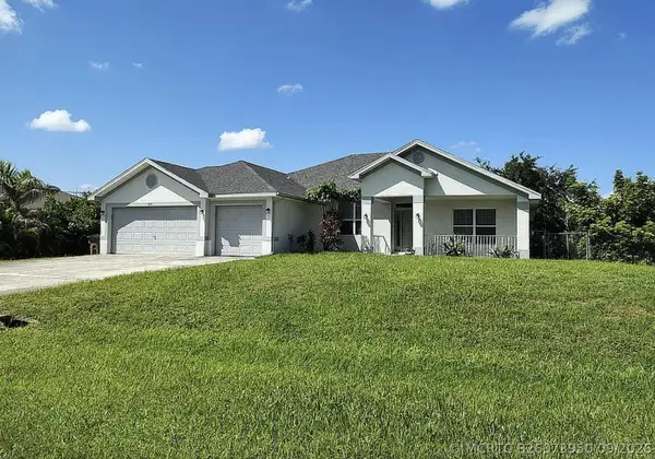 2019 Wanda Avenue N, Lehigh Acres, FL 33971