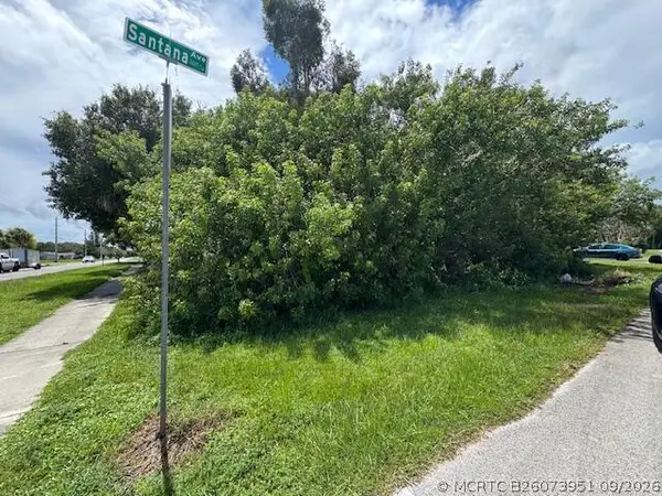 7701 Santana Avenue, Fort Pierce, FL 34951