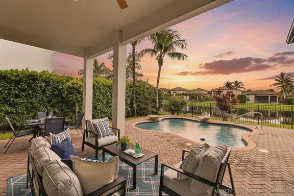 9512 Eden Roc Court, Delray Beach, FL 33446