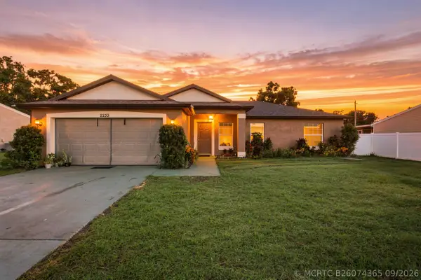2233 SE West Blackwell Drive, Port St Lucie, FL 34952