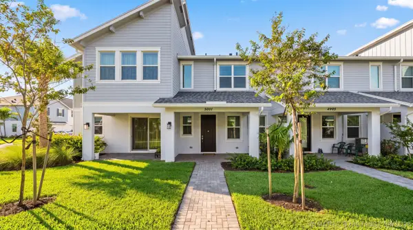 5001 N Longwood Lake Square, Loxahatchee, FL 33470