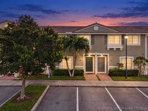 5963 Glasgow Way, Tamarac, FL 33321