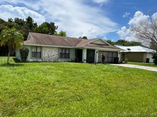 2574 SE Alfonso Avenue, Port St Lucie, FL 34952