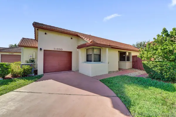 11330 SW 8th Place, Pembroke Pines, FL 33025