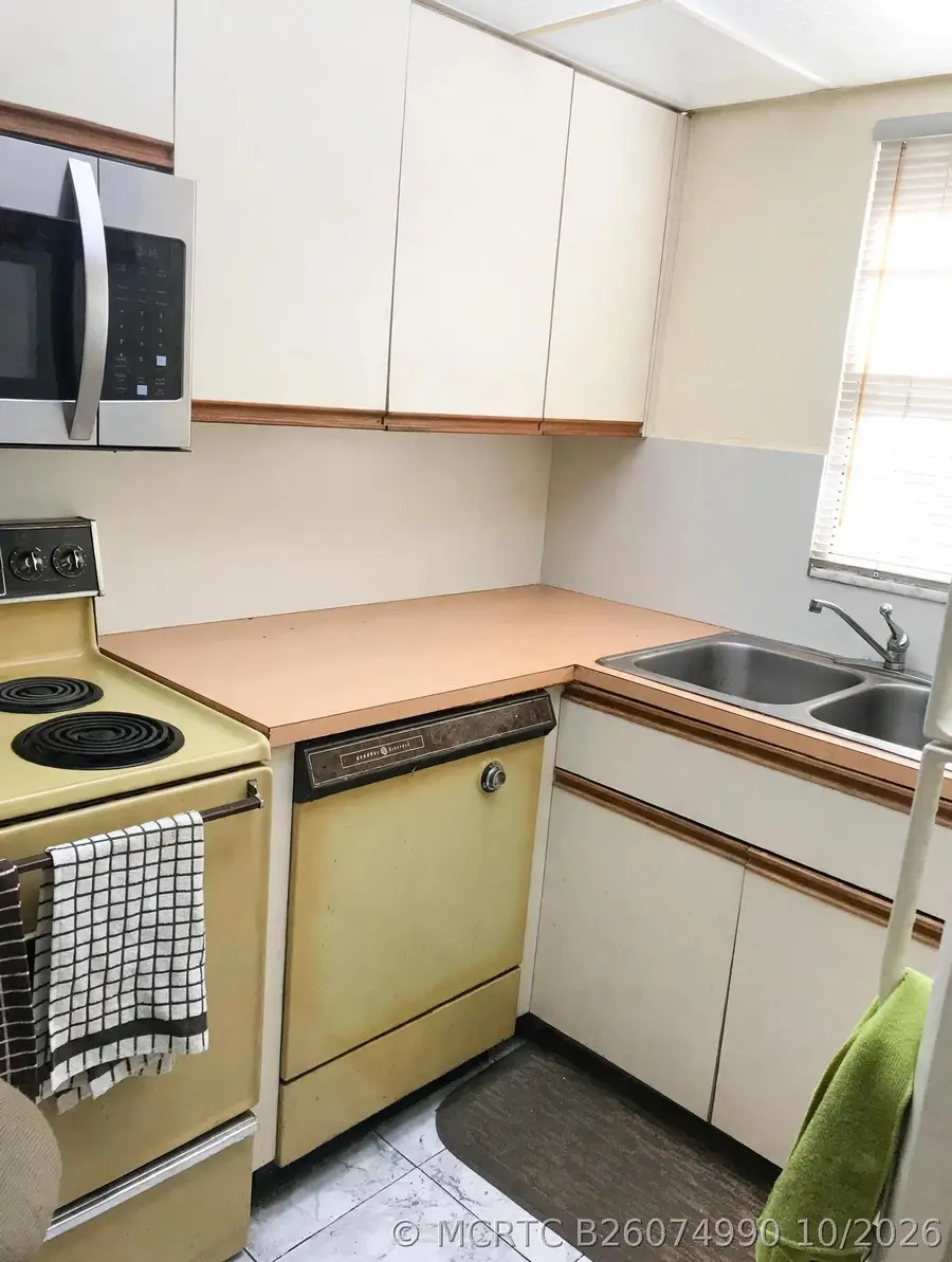 850 NW 87th Avenue #103, Miami, FL 33172 - #3