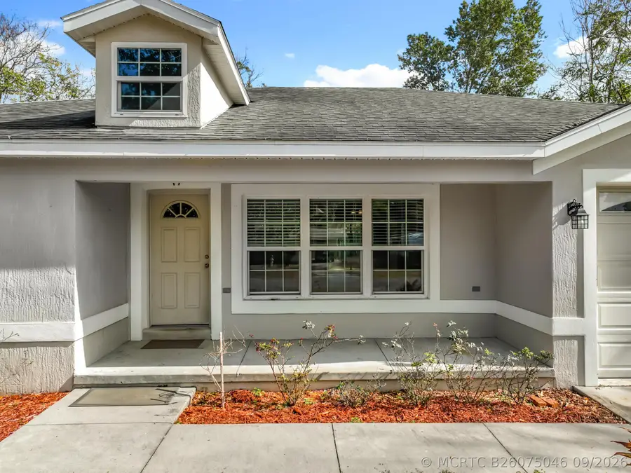 608 Masters Avenue, Wildwood, FL 34785 - #2