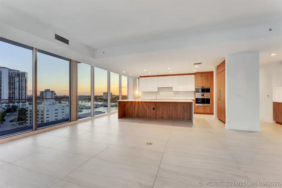 153 N Seabreeze Boulevard #902, Fort Lauderdale, FL 33304 - #3