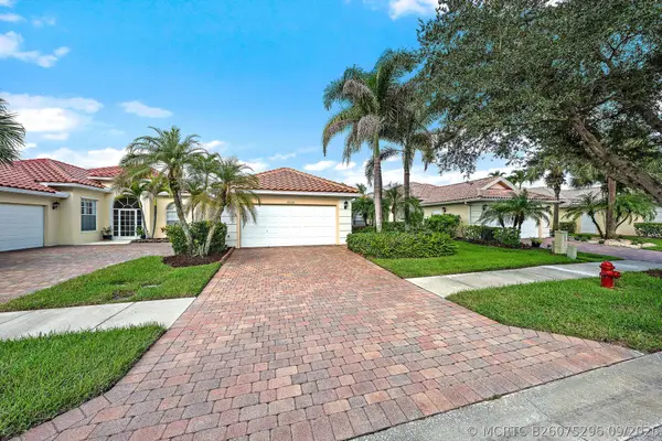 9032 SE Eldorado Way, Hobe Sound, FL 33455