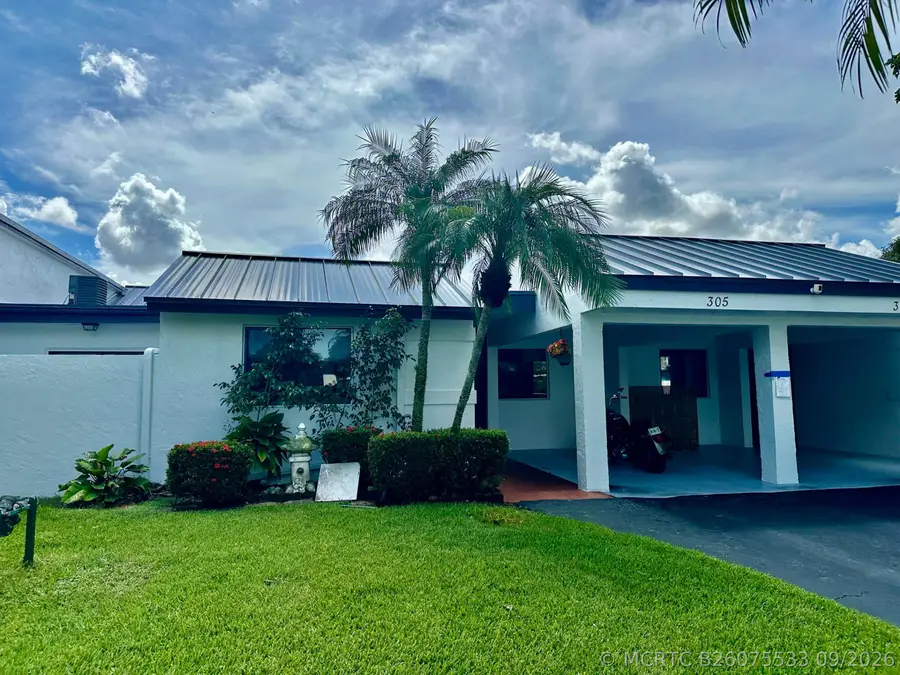 305 Lakeside Court, Sunrise, FL 33326 - #2