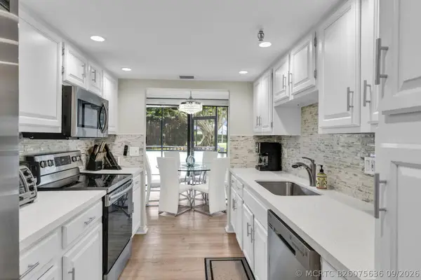 899 Jeffery Street #109, Boca Raton, FL 33487