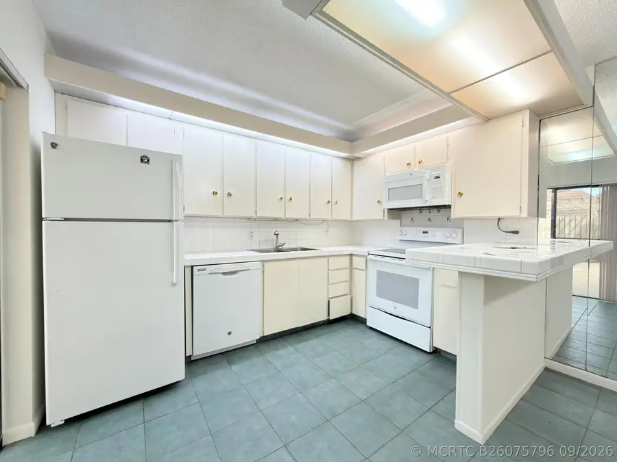 710 7th Lane, Palm Beach Gardens, FL 33418 - #2