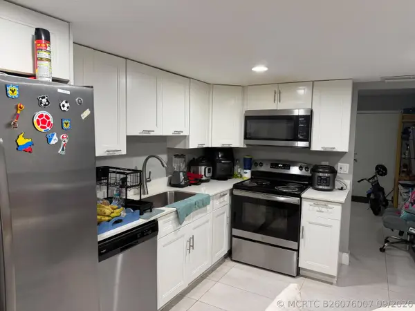 206 SW 1st Street #J-1, Pompano Beach, FL 33060