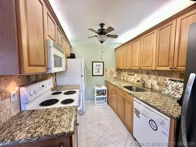 1041 Guilford C, Boca Raton, FL 33434 - #3