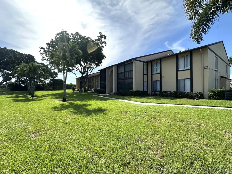 805 Sky Pine Way #F2, Greenacres, FL 33415 - #2