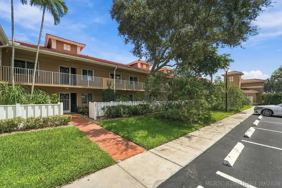 5876 Regal Glen Drive #201, Boynton Beach, FL 33437 - #3