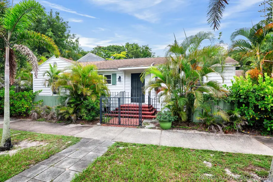 324 Albemarle Road, West Palm Beach, FL 33405 - #2