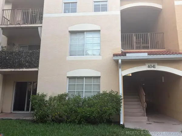 4041 San Marino Boulevard #105, West Palm Beach, FL 33409