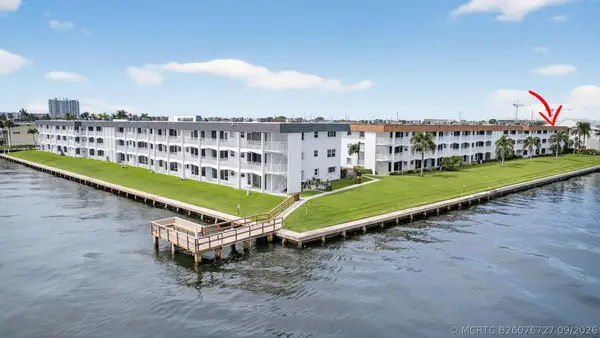 111 Shore Court #301, North Palm Beach, FL 33408