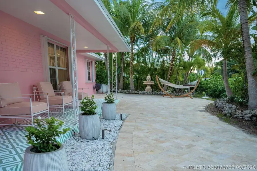 247 SE 3rd Avenue, Delray Beach, FL 33483 - #2